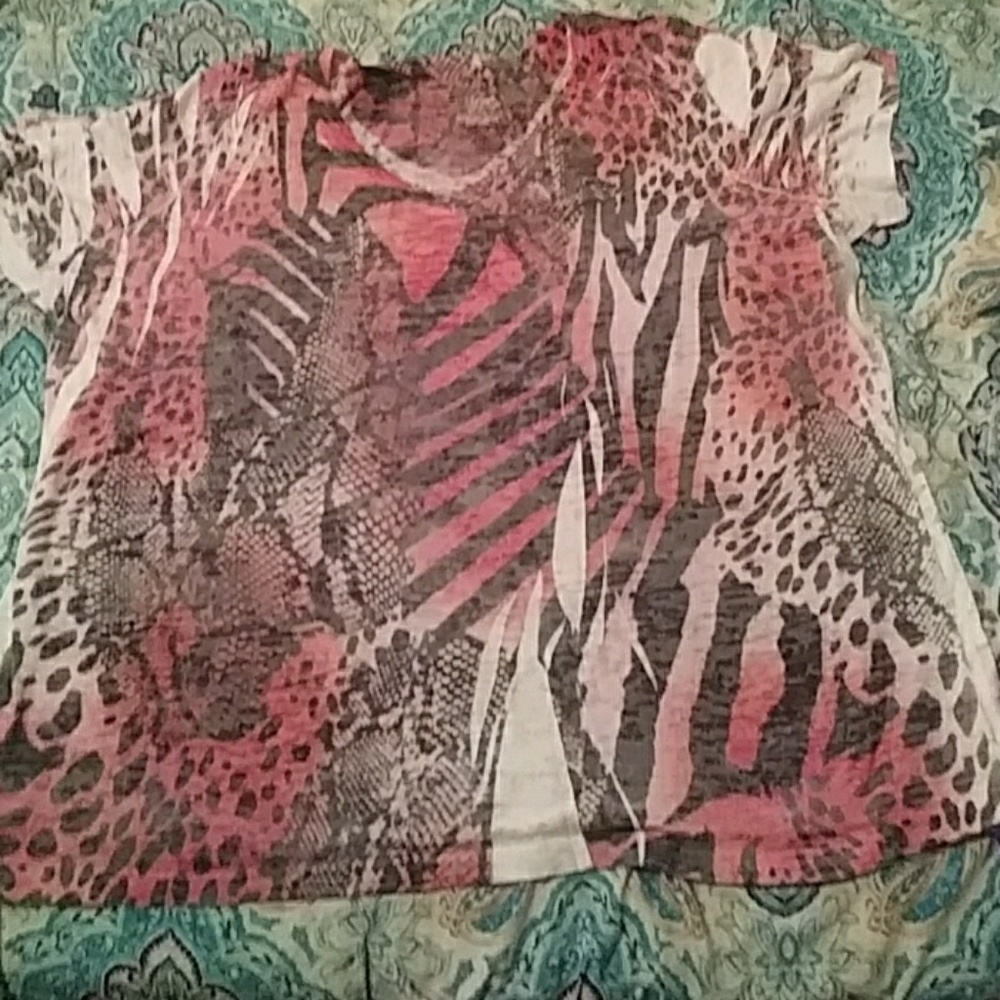 💗Animal print thin V neck T-Shirt